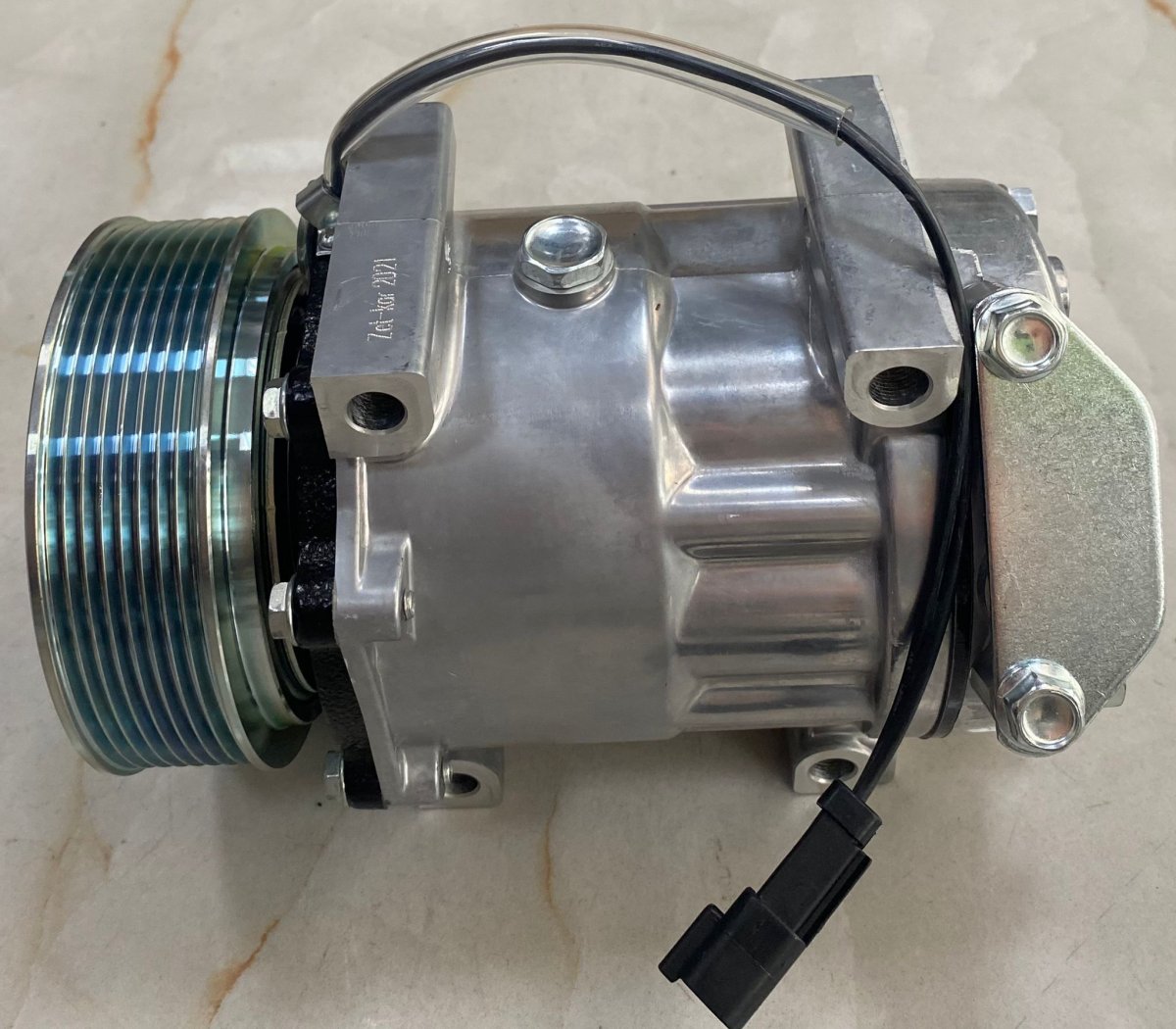 ST755664 ZET-KAR JCB 3CX 4CX KOMPRESSÖR 8PK 12V OEM:320/08562